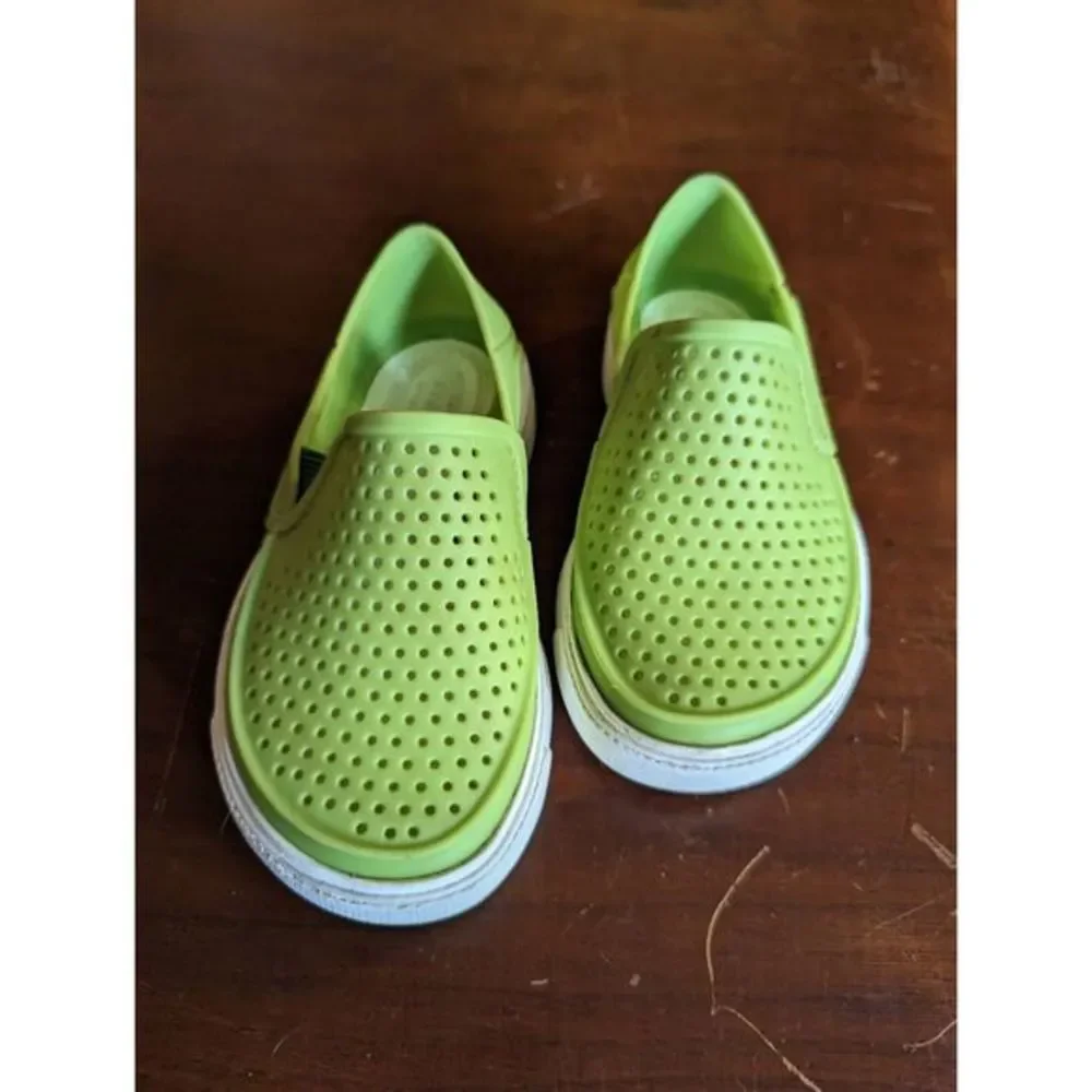Crocs CitiLane Roka Slip On Sneaker Shoes‎ Perforated Green Size C7 7.5 Toddler - Picture 2 of 9
